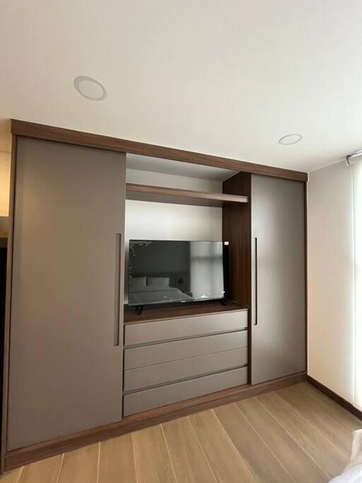 Ventana Al Parque Apartamento *